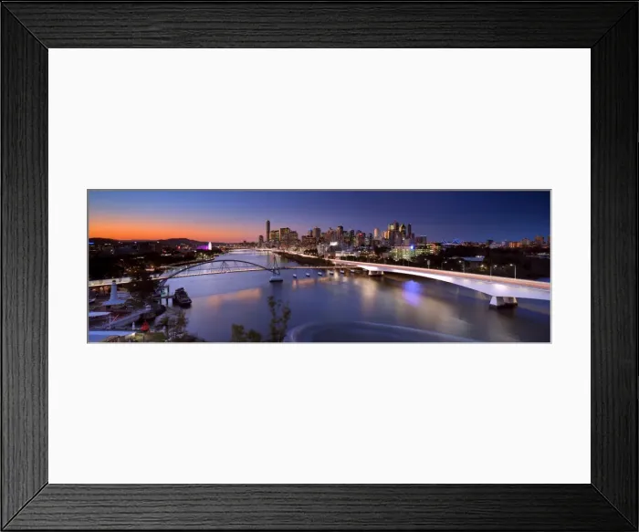 Framed Print : Brisbane. The Riverside Expressway is part of the Pacific Motorway that