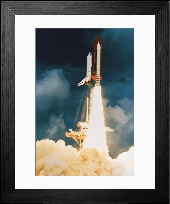 Framed Print : Space shuttle Discovery Framed Print : Space shuttle Discovery