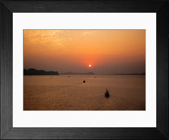 Framed Print : Sunset at Ha Long Bay, Quang Ninh Province, Vietnam Framed Print : Sunset at Ha Long Bay, Quang Ninh Province, Vietnam