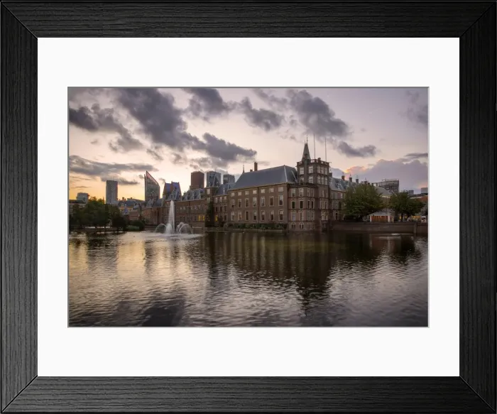 Framed Print : Sunrise with the Binnenhof (Inner Court) with the Hofvijver Lake, Hague, Netherlands
