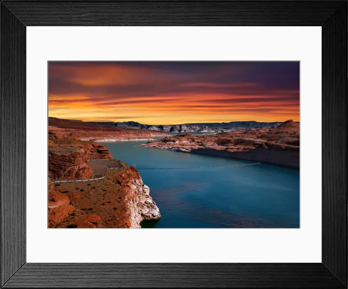 Framed Print : Sunset at Lake Powell on the Colorado River between Utah and Arizona, United States of America Framed Print : Sunset at Lake Powell on the Colorado River between Utah and Arizona, United States of America