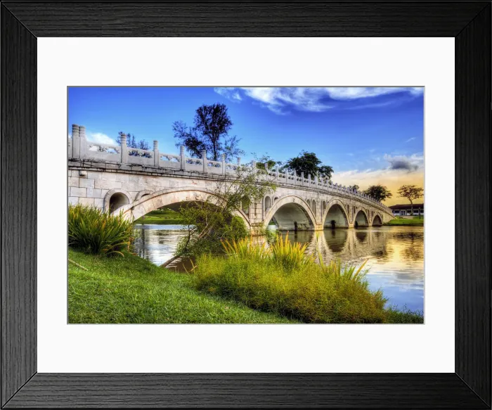 Framed Print : The White Rainbow 13-Arch Bridge (Bai Hong Qiao) in Singapore Chinese Garden, Singapore Framed Print : The White Rainbow 13-Arch Bridge (Bai Hong Qiao) in Singapore Chinese Garden, Singapore