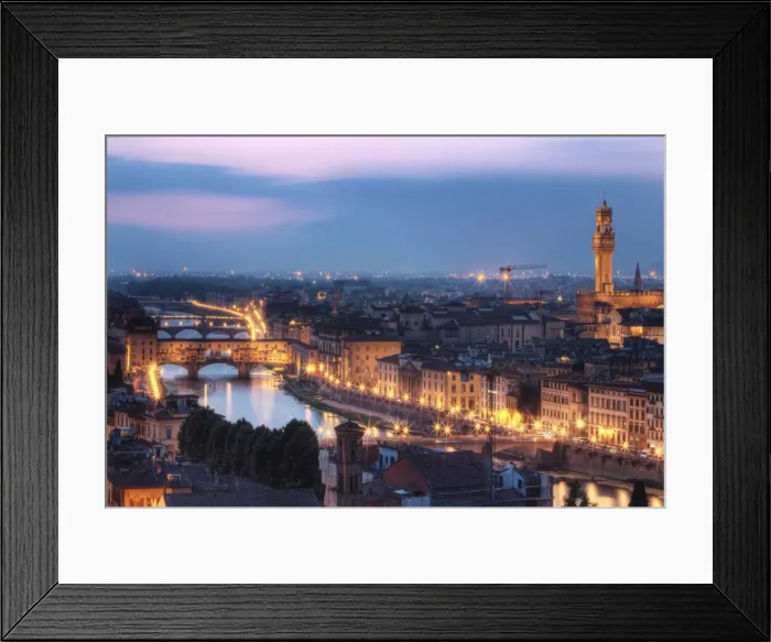 Framed Print : Ponte Vecchio & River Arno, Florence, Italy Framed Print : Ponte Vecchio & River Arno, Florence, Italy