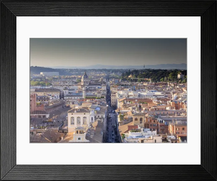 Framed Print : Rome, Via del Corso Framed Print : Rome, Via del Corso