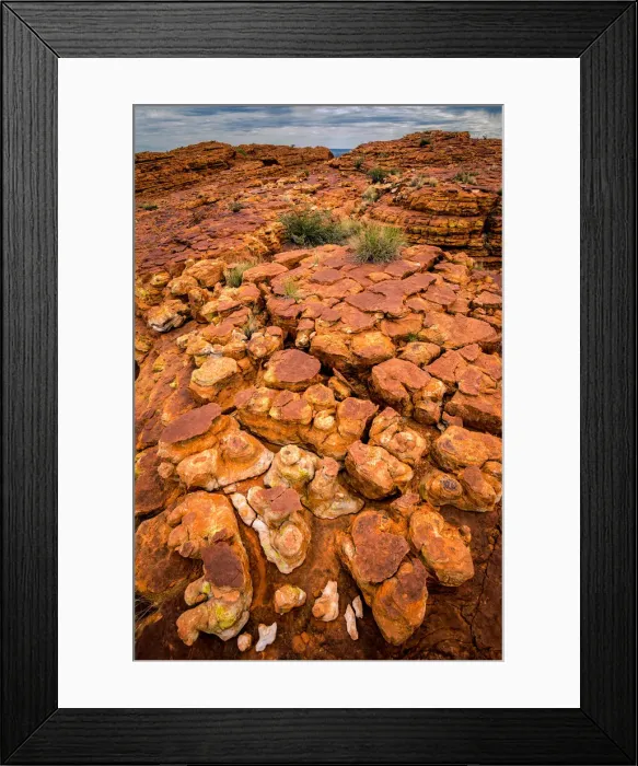 Framed Print : Maze of weathered sandstone domes at Watarrka National Park
