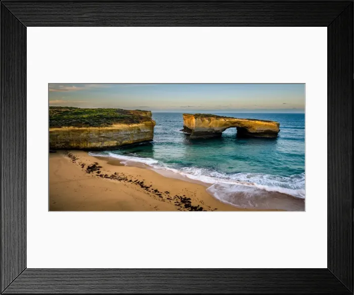 Framed Print : London Bridge at Great ocean Road, Victoria Framed Print : London Bridge at Great ocean Road, Victoria