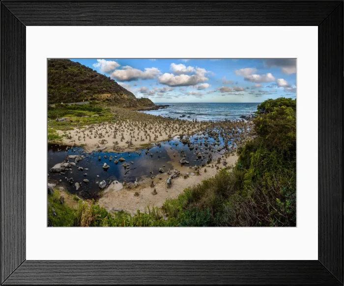 Framed Print : Cairn Beach at Great ocean Road, Victoria Framed Print : Cairn Beach at Great ocean Road, Victoria