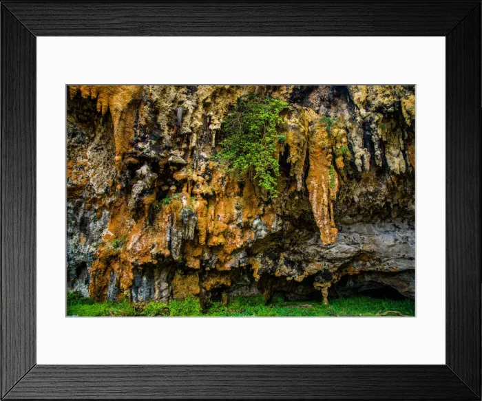 Framed Print : Stalactites hanging from a limestone cave near Lord Ard Gorge at Great ocean Road, Victoria Framed Print : Stalactites hanging from a limestone cave near Lord Ard Gorge at Great ocean Road, Victoria