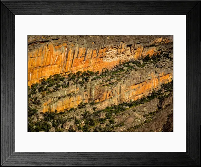 Framed Print : Mount Stapylton in Grampians National Park, Victoria Framed Print : Mount Stapylton in Grampians National Park, Victoria