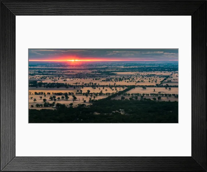 Framed Print : Sunset over the plains of Victoria