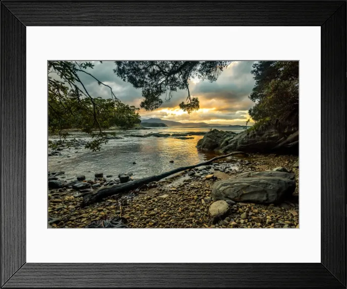 Framed Print : Sunrise at Little Deadmans Bay, South Coast track, Southwest Tasmania Framed Print : Sunrise at Little Deadmans Bay, South Coast track, Southwest Tasmania