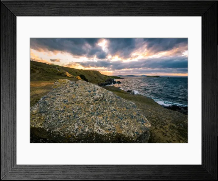 Framed Print : Fossil Cliffs at Cape Boullanger, Maria Island, Tasmania Framed Print : Fossil Cliffs at Cape Boullanger, Maria Island, Tasmania