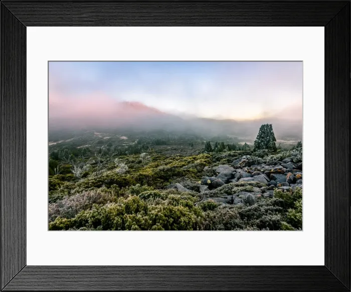 Framed Print : Sunrise at East Wall of mt Jerusalem, Tasmania