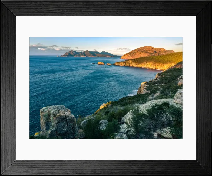 Framed Print : View to Freycinet Penninsula from Cape Tourville, Tasmania Framed Print : View to Freycinet Penninsula from Cape Tourville, Tasmania