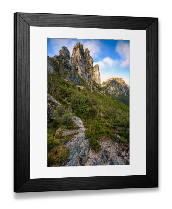 Framed Print : Sharlands and Philps peaks in Franklin-Gordon Wild Rivers National Park, Tasmania