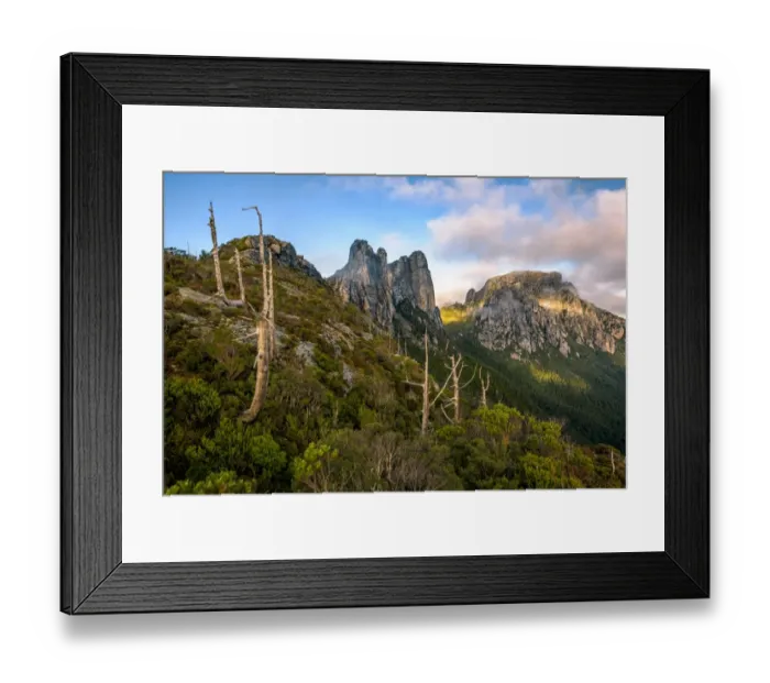 Framed Print : Sharlands and Philps peaks in Franklin-Gordon Wild Rivers National Park, Tasmania