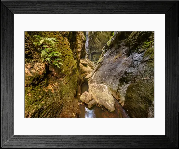 Framed Print : Marble Arch slot canyon in Deua National Park, New South Wales Framed Print : Marble Arch slot canyon in Deua National Park, New South Wales
