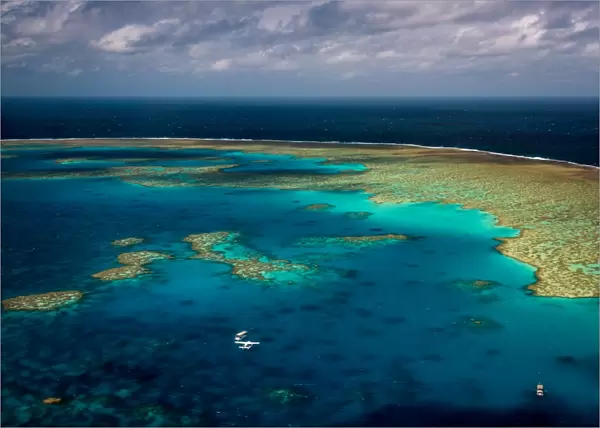 Great Barrier Reef meets the sea