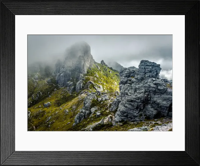 Framed Print : mt. Hesperus in Western Arthurs Range, Southwest Tasmania Framed Print : mt. Hesperus in Western Arthurs Range, Southwest Tasmania