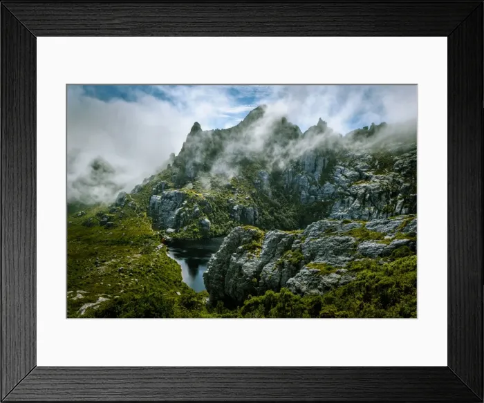 Framed Print : Square Lake in Western Arthurs Range, Southwest Tasmania