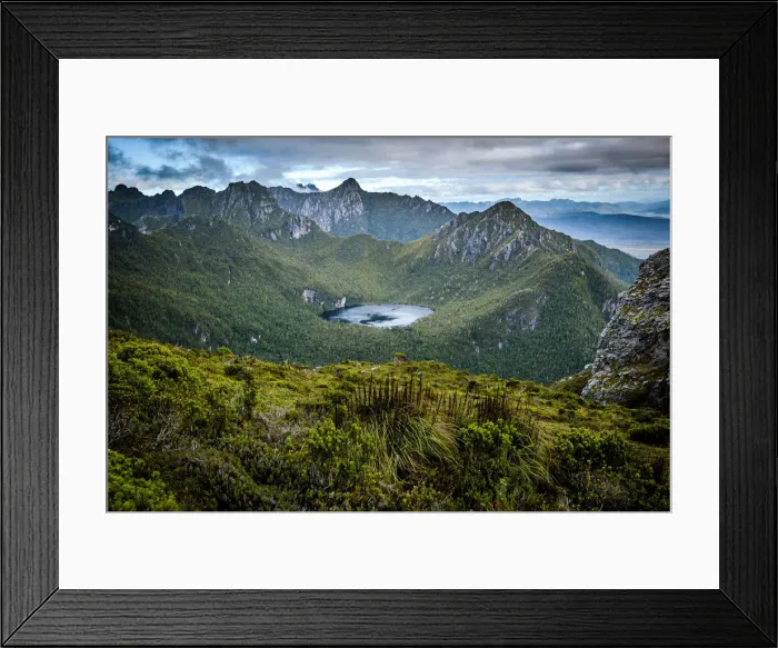 Framed Print : Lake Jupiter in Western Arthurs Range, Southwest Tasmania Framed Print : Lake Jupiter in Western Arthurs Range, Southwest Tasmania