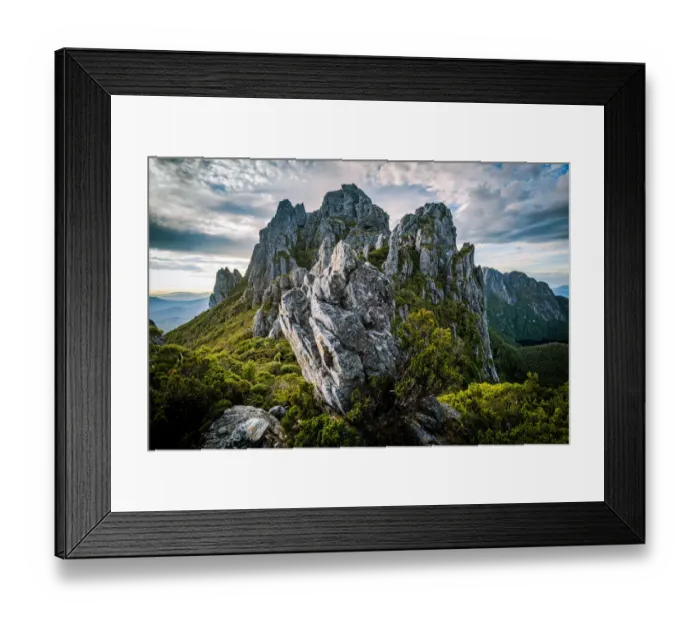 Framed Print : Four Peaks area in Eastern Arthur Range, Southwest Tasmania