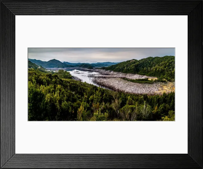 Framed Print : Lake Gordon in Southwest Tasmania Framed Print : Lake Gordon in Southwest Tasmania
