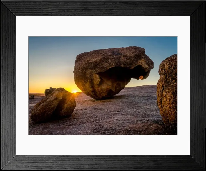 Framed Print : Balancing rock on the top of Hyden Rock, Western Australia Framed Print : Balancing rock on the top of Hyden Rock, Western Australia