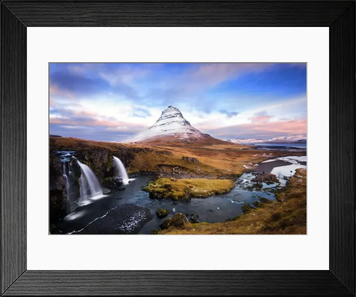 Framed Print : Kirkjufellfoss and waterfall Framed Print : Kirkjufellfoss and waterfall
