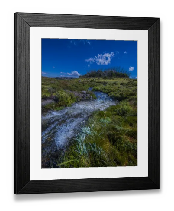 Framed Print : Alpine scenery near Falls creek in the mountainous region of north east Victoria, Australia Framed Print : Alpine scenery near Falls creek in the mountainous region of north east Victoria, Australia