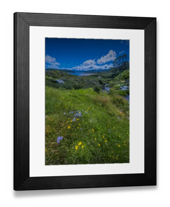 Framed Print : Alpine scenery near Falls creek in the mountainous region of north east Victoria, Australia Framed Print : Alpine scenery near Falls creek in the mountainous region of north east Victoria, Australia