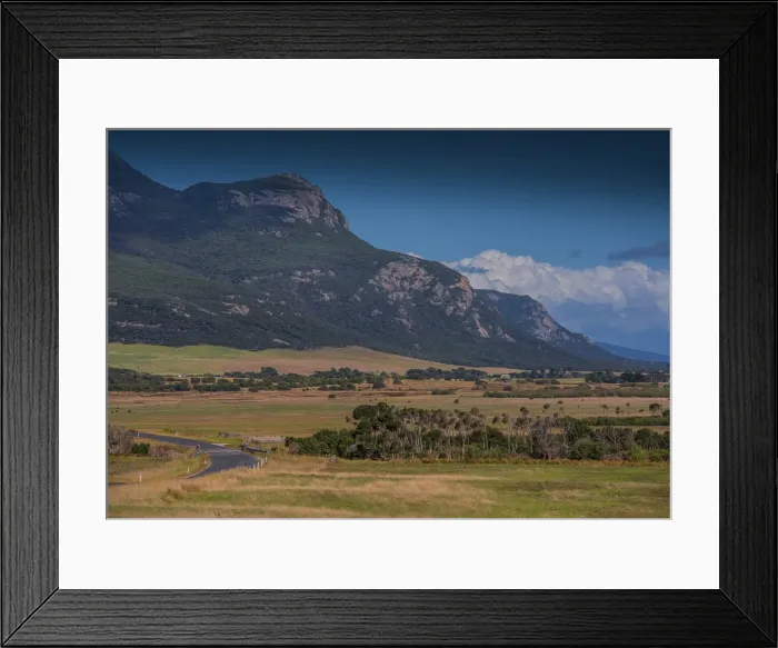 Framed Print : View across countryside towards the Strzelecki mountains, Flinders Island, Bass Strait, Tasmania, Australia Framed Print : View across countryside towards the Strzelecki mountains, Flinders Island, Bass Strait, Tasmania, Australia