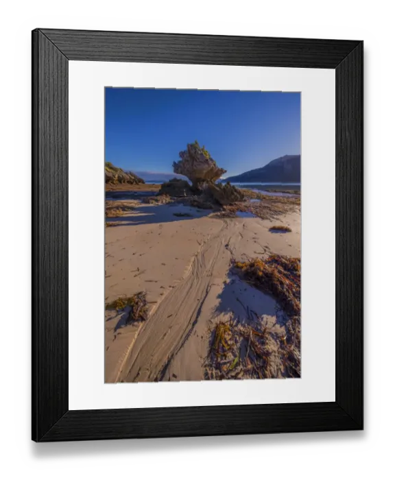 Framed Print : Early morning just after dawn at Fotheringate beach, Flinders Island, Bass Strait, Tasmania, Australia Framed Print : Early morning just after dawn at Fotheringate beach, Flinders Island, Bass Strait, Tasmania, Australia