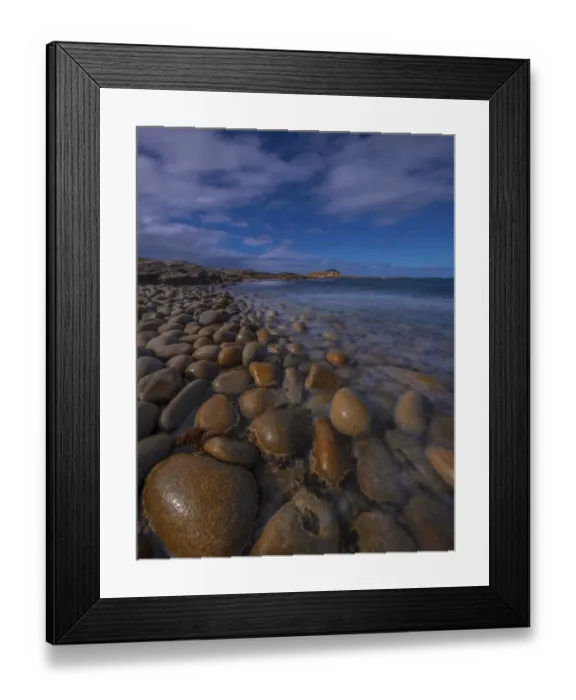 Framed Print : A view of Egg beach on the west coastline of Flinders Island, Bass Strait, Tasmania, Australia