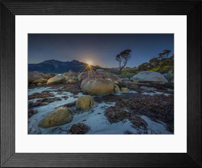 Framed Print : Low tide along the shoreline of Fotheringate beach, Flinders Island, Bass Strait, Tasmania, Australia Framed Print : Low tide along the shoreline of Fotheringate beach, Flinders Island, Bass Strait, Tasmania, Australia