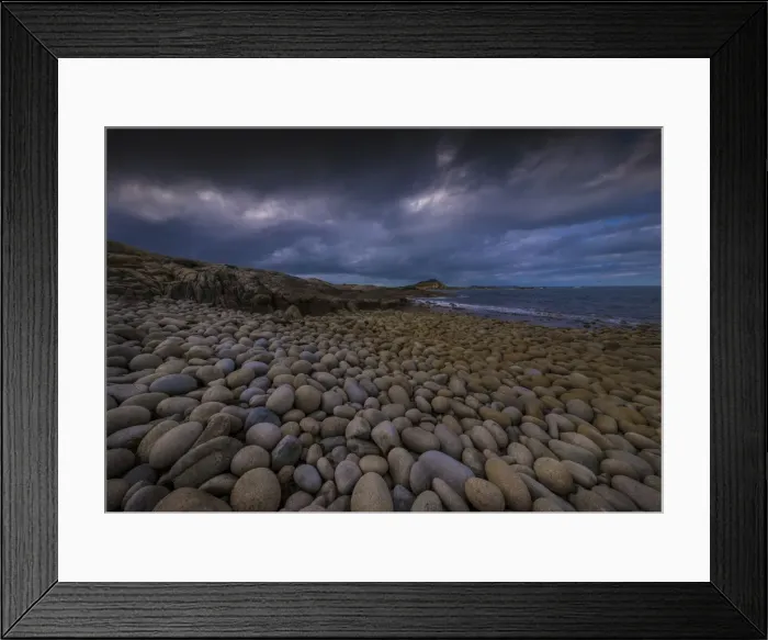 Framed Print : A view of Egg beach on the west coastline of Flinders Island, Bass Strait, Tasmania, Australia
