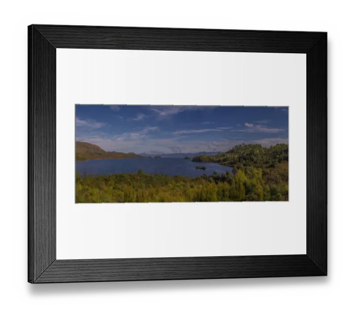 Framed Print : Scenic view of Lake Pedder in the south west wilderness of Tasmania, Australia