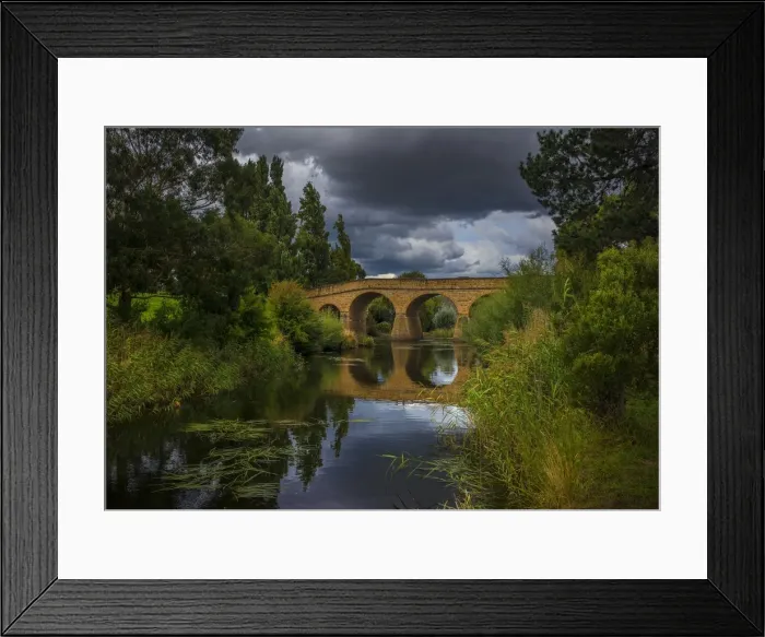 Framed Print : A view to the historic convict built bridge at Richmond in southern Tasmania, Australia Framed Print : A view to the historic convict built bridge at Richmond in southern Tasmania, Australia