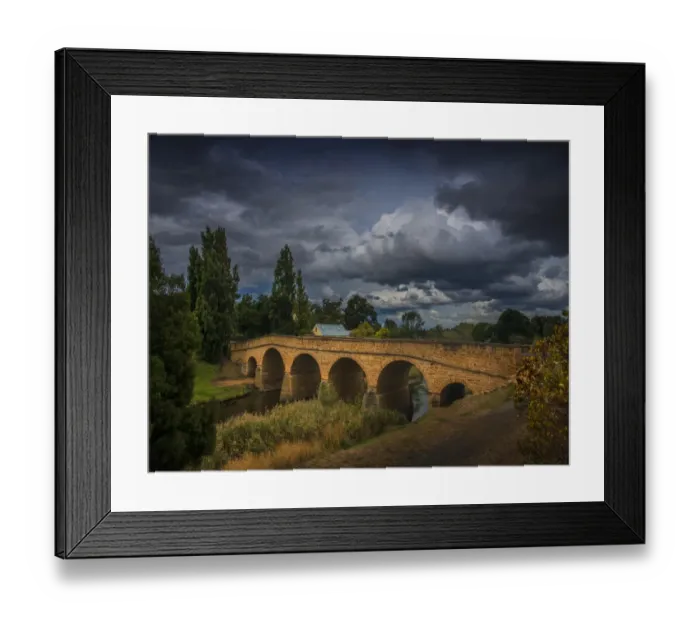 Framed Print : A view to the historic convict built bridge at Richmond in southern Tasmania, Australia Framed Print : A view to the historic convict built bridge at Richmond in southern Tasmania, Australia