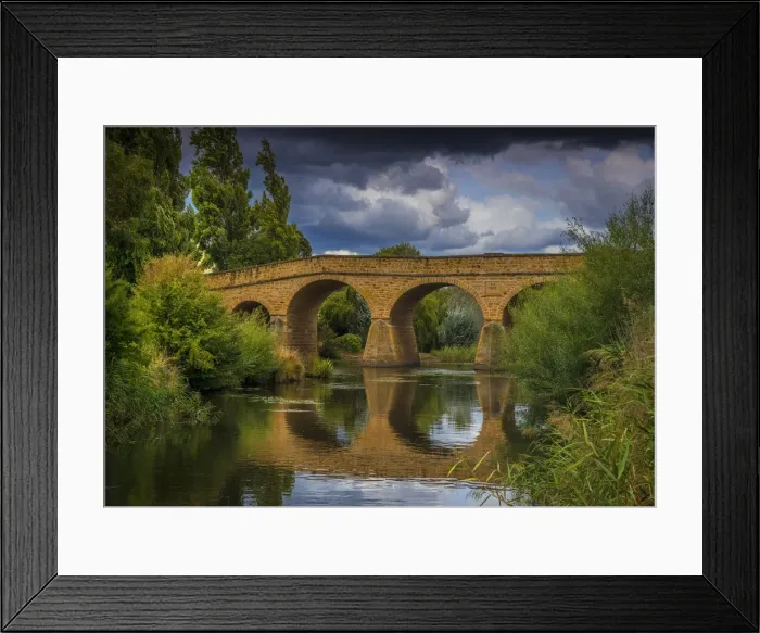 Framed Print : A view to the historic convict built bridge at Richmond in southern Tasmania, Australia Framed Print : A view to the historic convict built bridge at Richmond in southern Tasmania, Australia