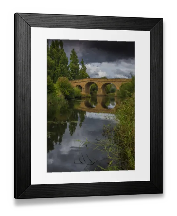 Framed Print : A view to the historic convict built bridge at Richmond in southern Tasmania, Australia Framed Print : A view to the historic convict built bridge at Richmond in southern Tasmania, Australia