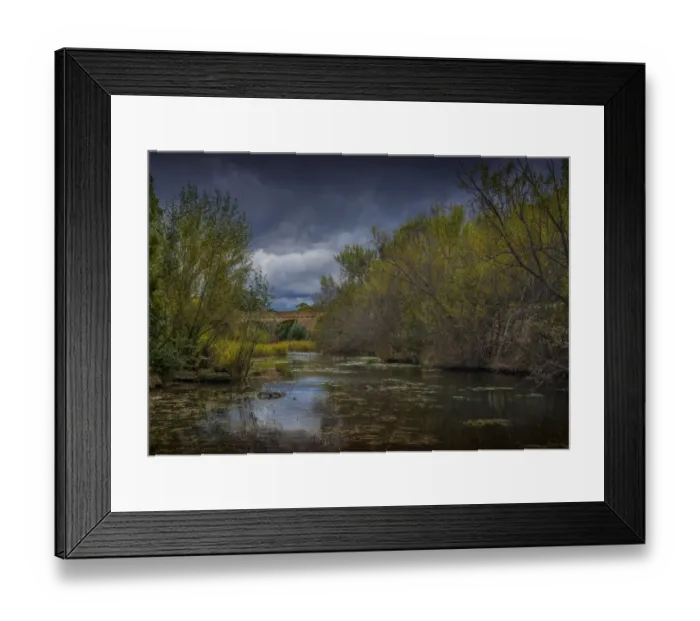 Framed Print : A view to the historic convict built bridge at Richmond in southern Tasmania, Australia Framed Print : A view to the historic convict built bridge at Richmond in southern Tasmania, Australia