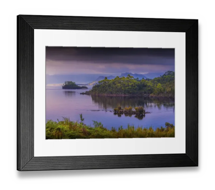 Framed Print : Scenic view of Lake Pedder in the south west wilderness of Tasmania, Australia