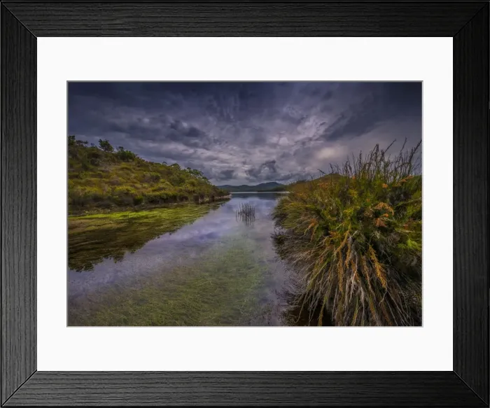Framed Print : Scenic view of Lake Pedder in the south west wilderness of Tasmania, Australia