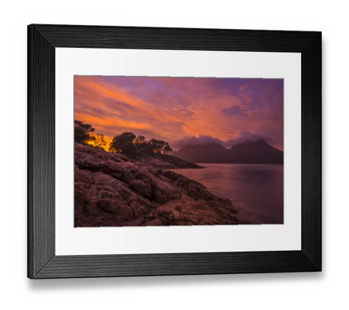 Framed Print : Early morning light in Coles Bay, Freycinet National Park, east coastline of Tasmania
