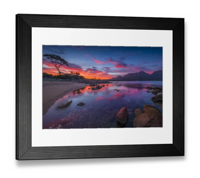 Framed Print : Early morning light in Coles Bay, Freycinet National Park, east coastline of Tasmania