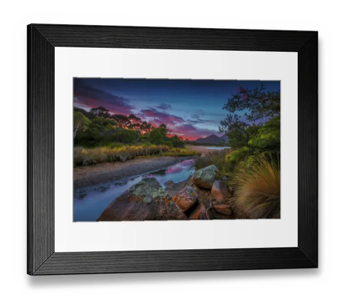 Framed Print : Early morning light in Coles Bay, Freycinet National Park, east coastline of Tasmania