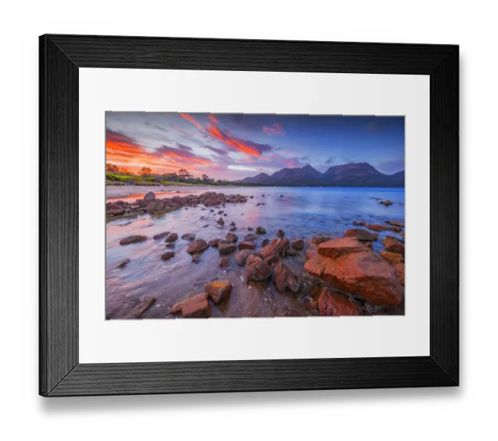 Framed Print : Early morning light in Coles Bay, Freycinet National Park, east coastline of Tasmania