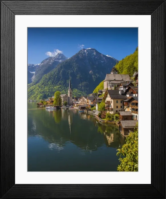Framed Print : Lake Hallstatt and views of the beautiful historic village, in the mountainous region of Salzkammergut, Austria Framed Print : Lake Hallstatt and views of the beautiful historic village, in the mountainous region of Salzkammergut, Austria