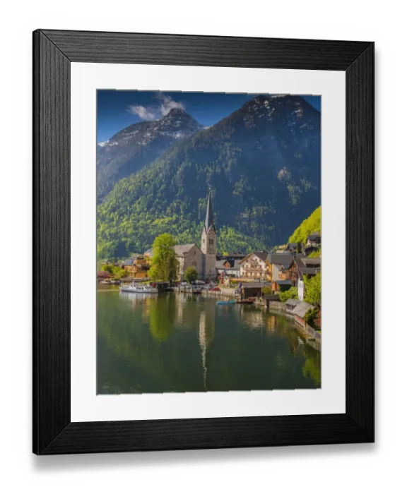 Framed Print : Lake Hallstatt and views of the beautiful historic village, in the mountainous region of Salzkammergut, Austria